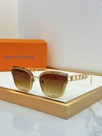 Picture of Louis Vuitton Sunglasses _SKUfw79280246fw
